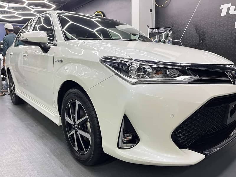 Toyota Corolla Axio 2018 6