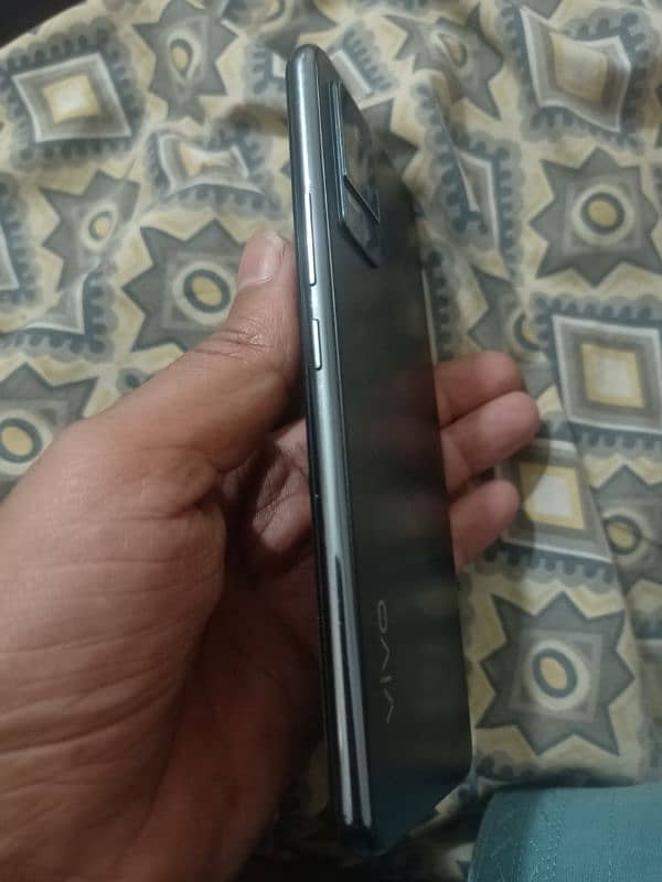 vivo v21e panil daimg 1