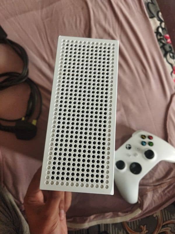 Selling Xbox series s 5