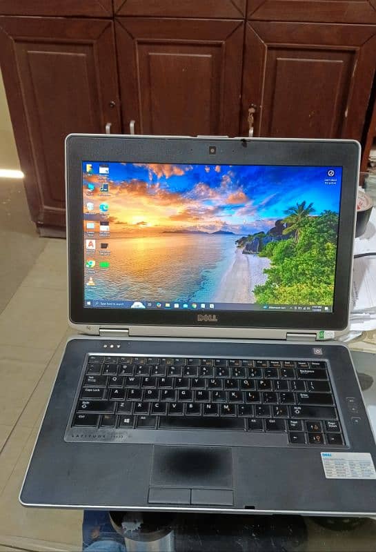 dell latitude e6430 i5 3rd gen (8gb ram) 1