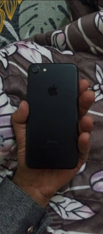 iphone 7 PTA APPROVED 128Gb 2