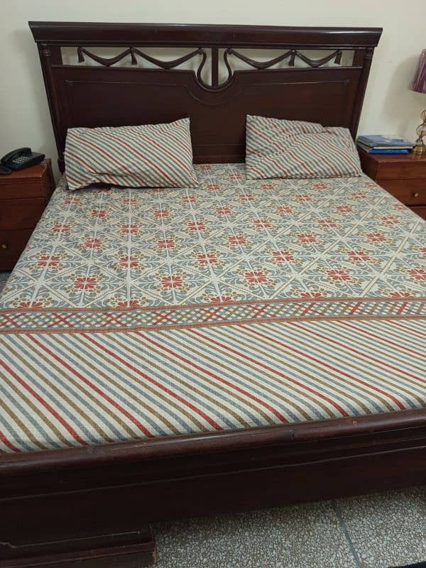 Wooden Bed for Sale 0