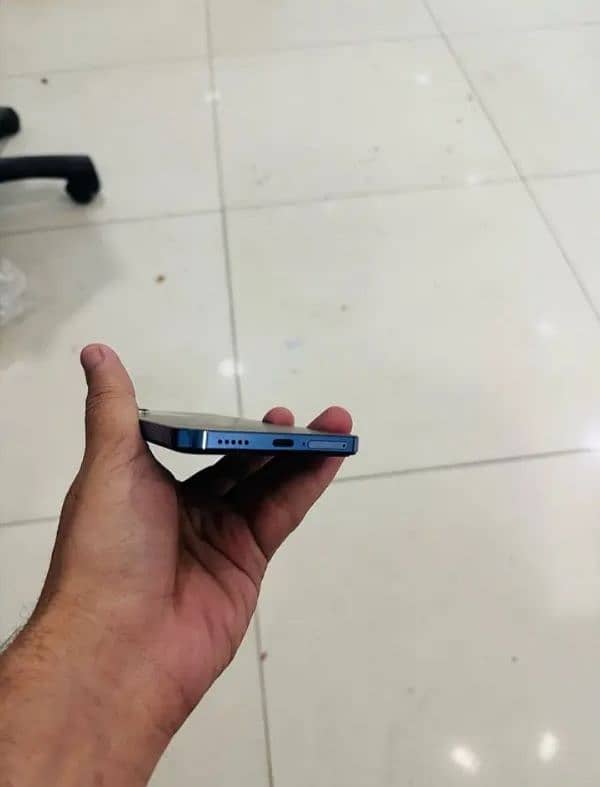 vivo y100 8+8 256 Full box 2