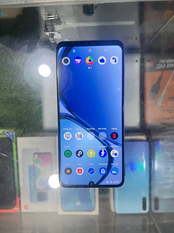 RealMe Note 50 0