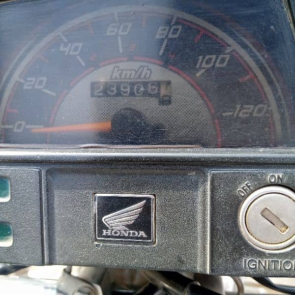 Honda CD 70 4