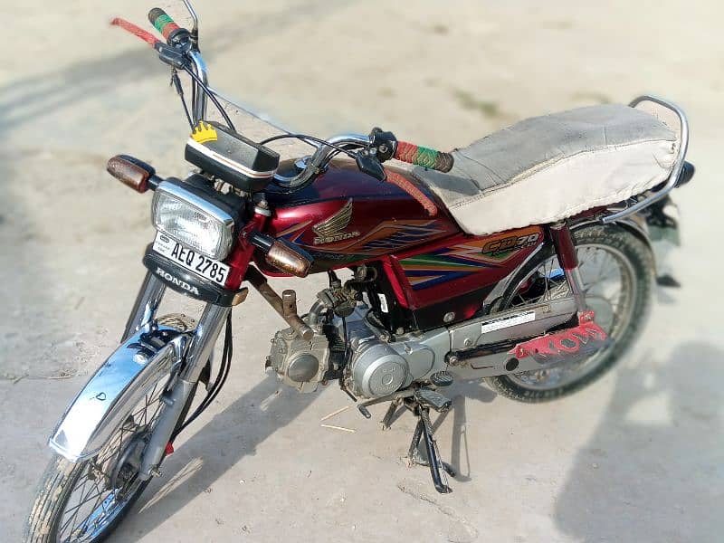 Honda CD 70 6