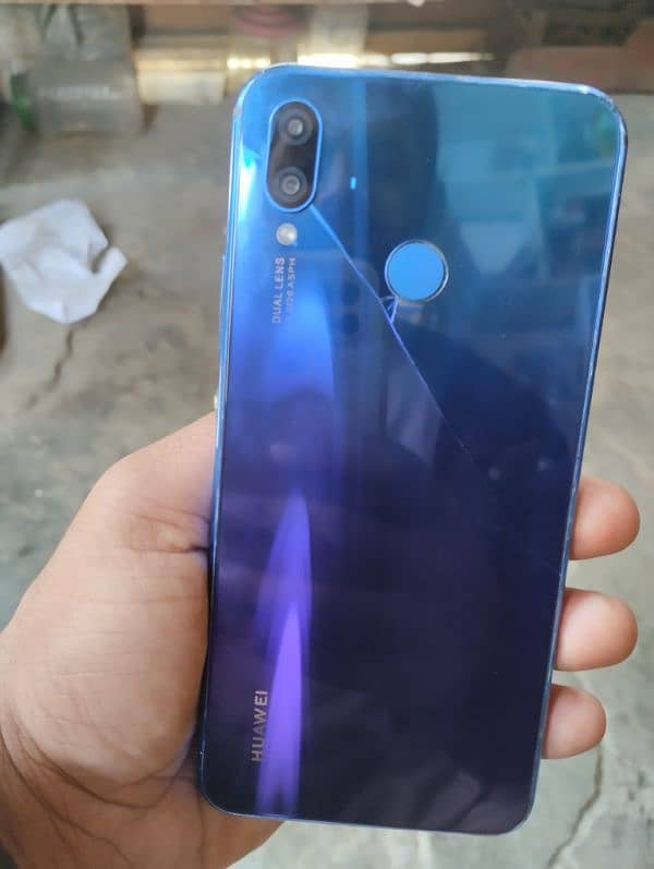 HUAWEI Nova 3i 4/128Gb 11