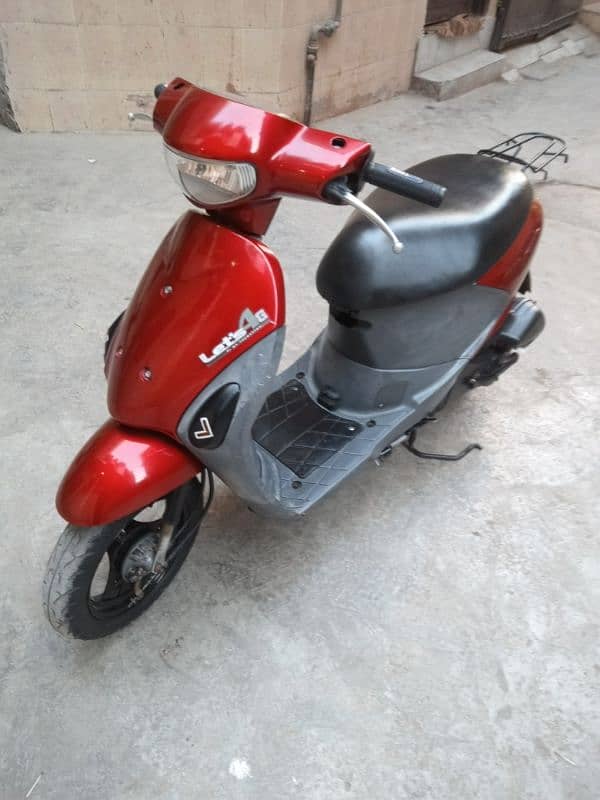 Suzuki scooty 49CC 0