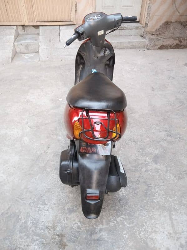 Suzuki scooty 49CC 4