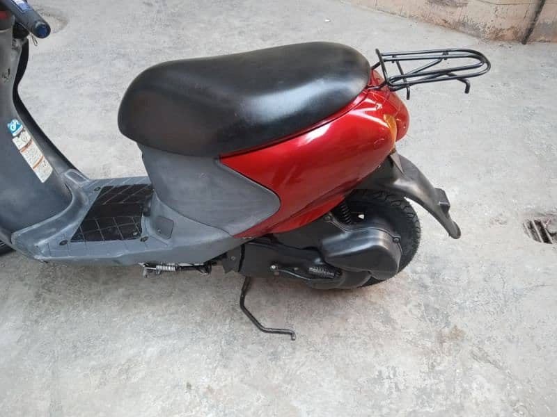 Suzuki scooty 49CC 5