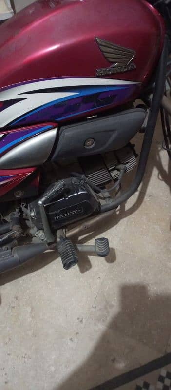 Honda pridor 100cc 5