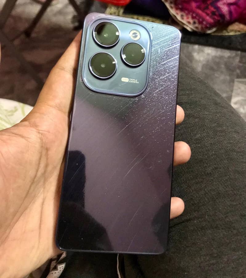 Infinix hot 40 pro 16 gb 256gb 1