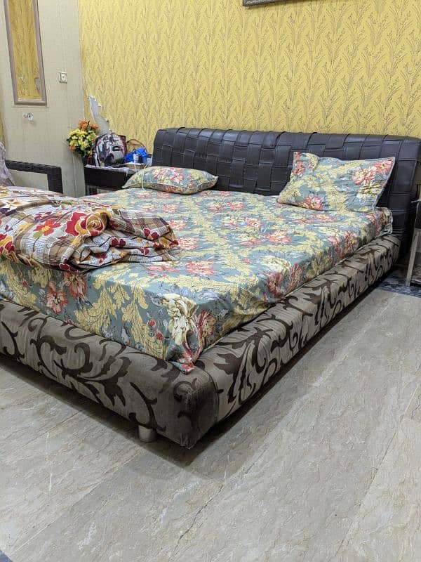 bed for sale with mattress 0