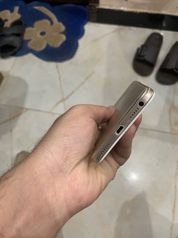 Oppo f1s 1