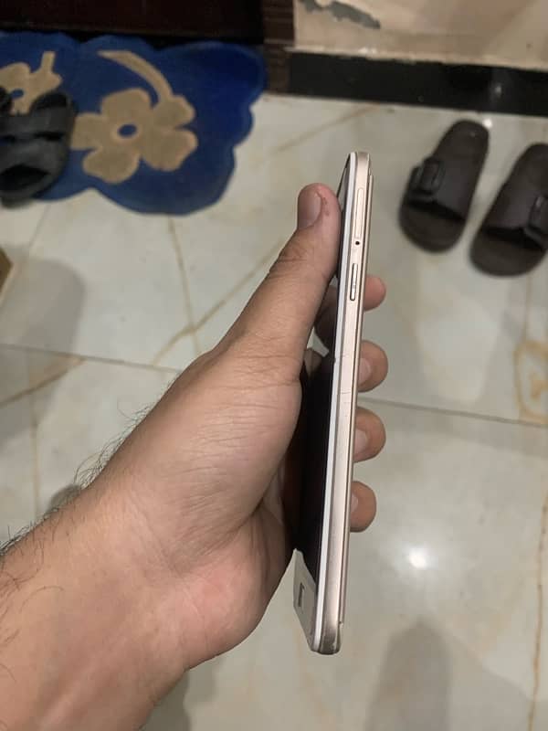 Oppo f1s 3