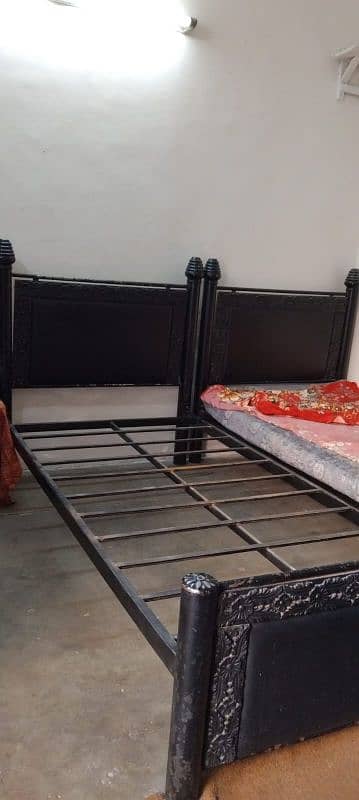 iron bed set 1