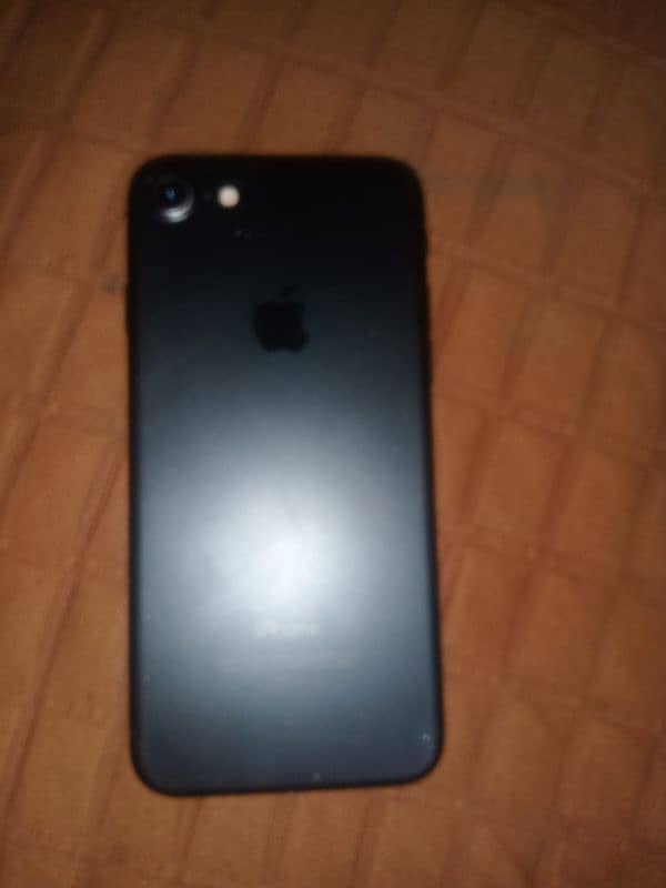 iphone 7 pta approved 9/10 condition 0