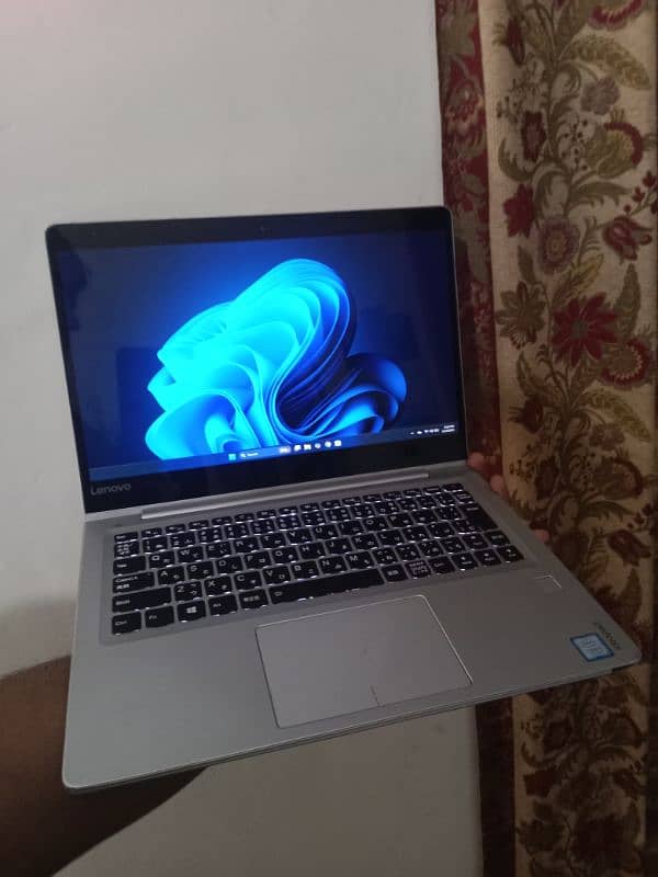 Lenovo IdeaPad 710S Plus i5 7th Generation 1