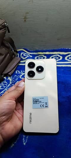 realme C61 6+12gb/128