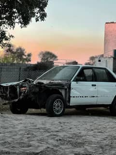 Nissan sunny b12 doors