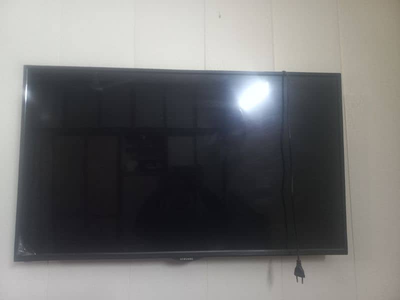 48 inch Samsung TV Korean origional 1