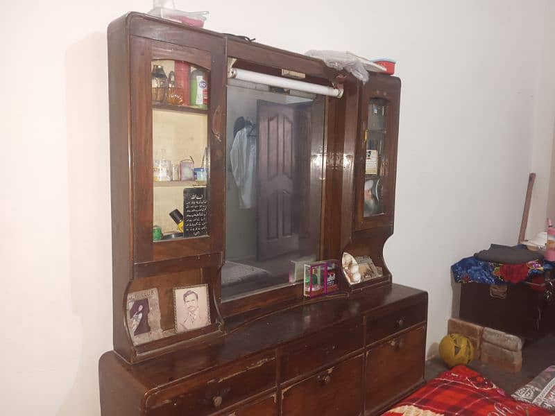 bed and dressing table 2