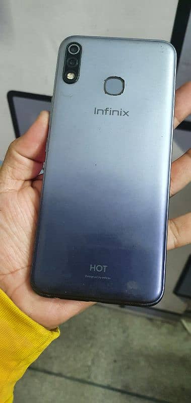 Infinix Hot 8 Lite Sale immeditely 2