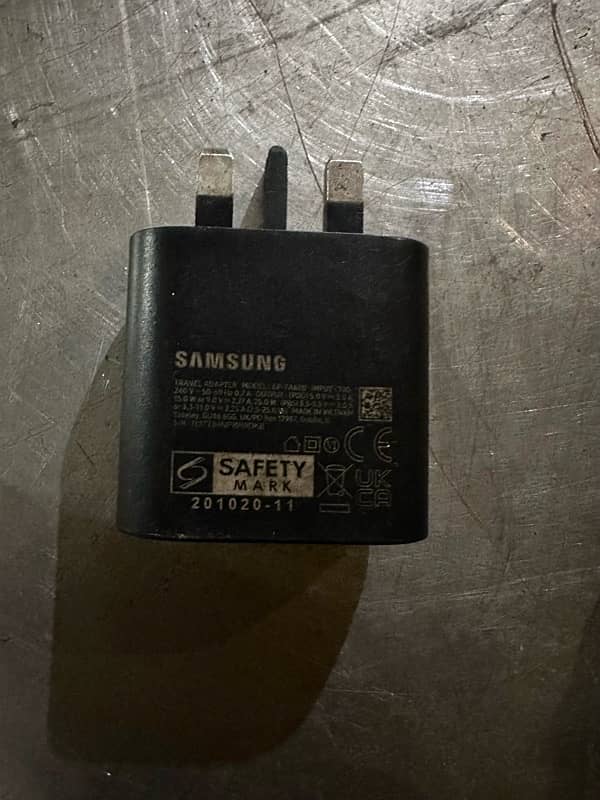 Samsung charger, fast 25w 100/  original 0