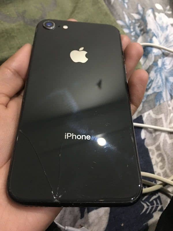 final price urgent sale iphone 8 64 bypass  no exchange 1