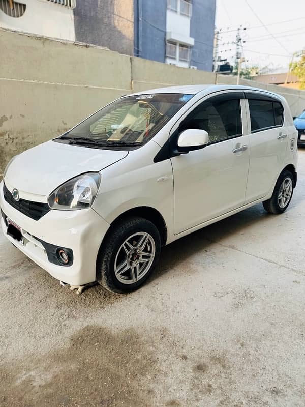 Daihatsu Mira 2016 5