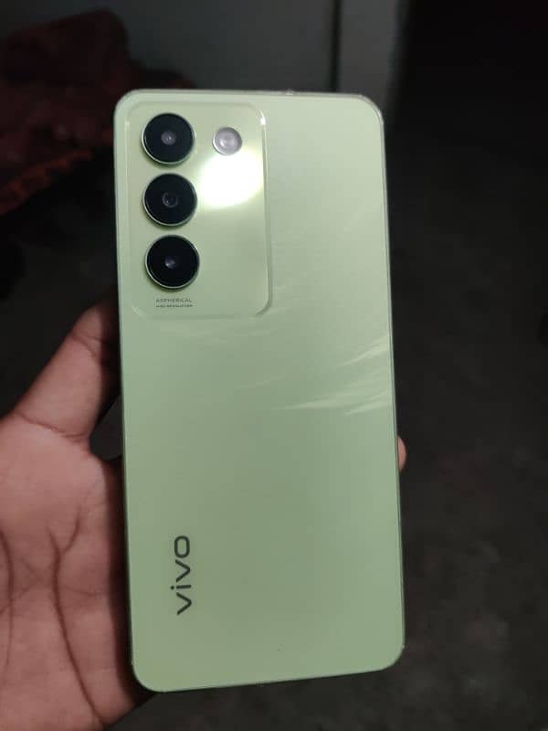 Vivo Y100 0