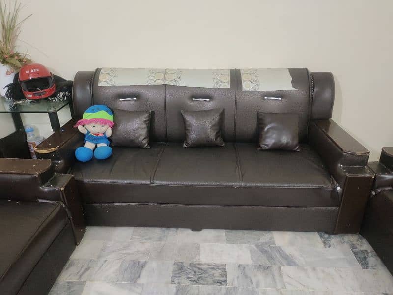 3seater sofa for sale good condition 2