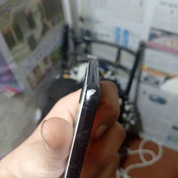 google pixel 4xl 10by8 condition 3