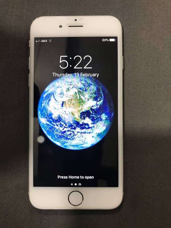 IPhone 6  16 GB Silver color 6