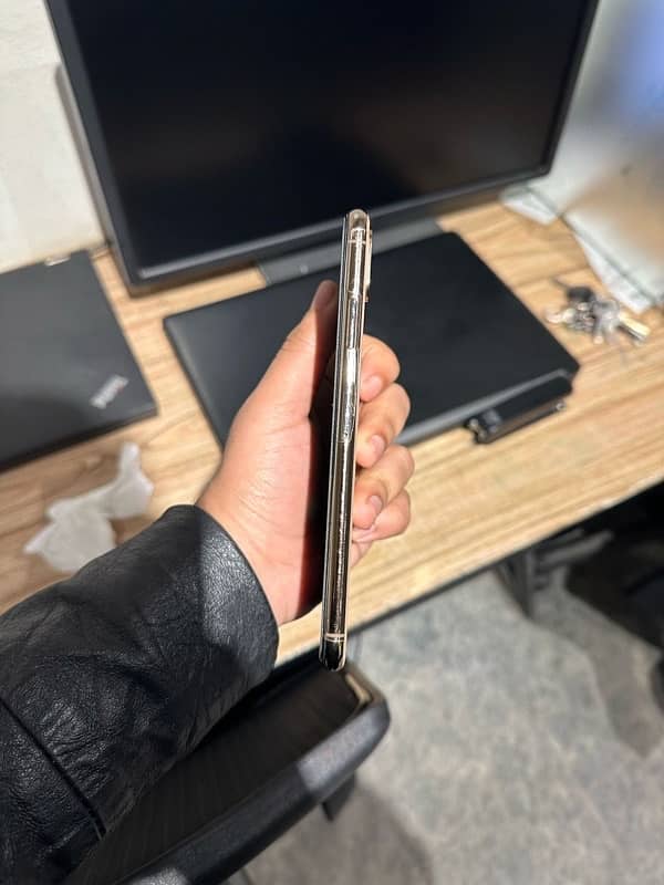 Iphone XS Max PTA Approved 2