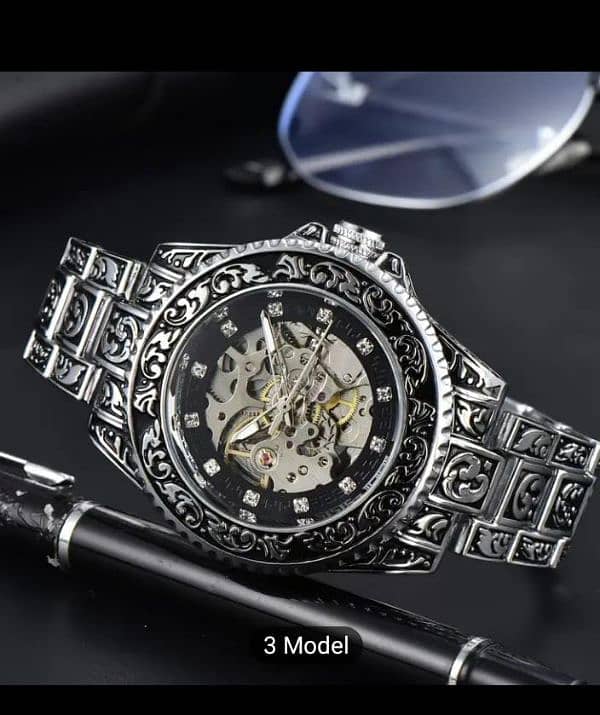 A Stylish Carved Mechanical Watch For Men 0