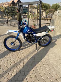 Yamaha Dt trail bike dirt bike Dt 100 trail dt 175 trail bike