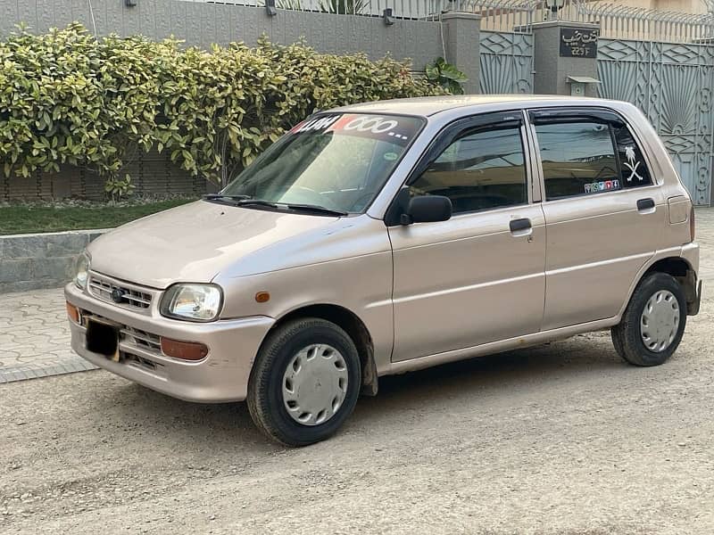 Daihatsu Cuore 2004 1