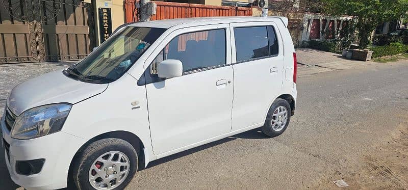 Suzuki Wagon R 2019 3