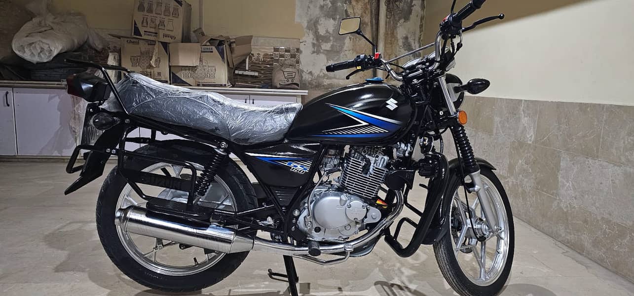 Suzuki GS 150 2025 6