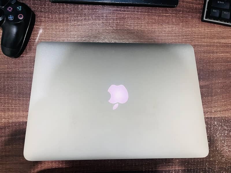 MacBook Pro 2015 – Excellent Condition 3