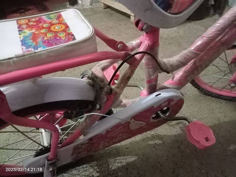 Girls barbie cycle for sale. . . 7