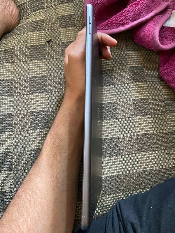 IPad 9th Gen 64GB 30k Final 3