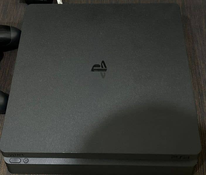 Sony PlayStation 4 slim 500 GB 2