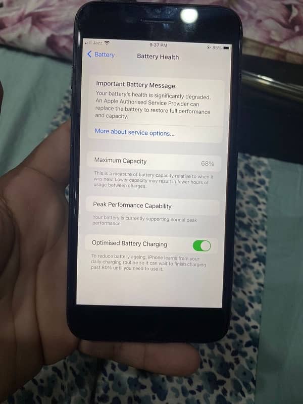 iphone 7plus 128gb Pta approved with charger original 4