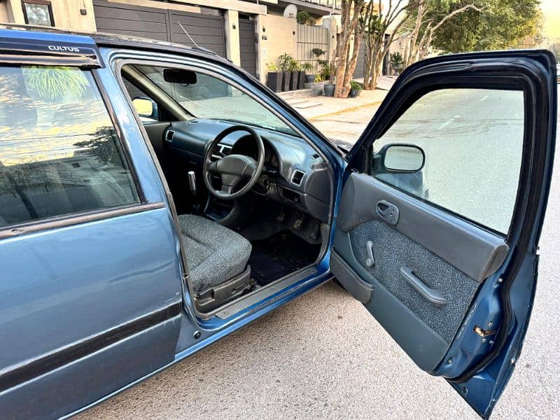 Suzuki Cultus 2010 VXRi manual 1.0 efi own engine 6