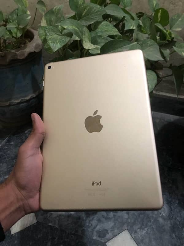 iPad Air 2 4