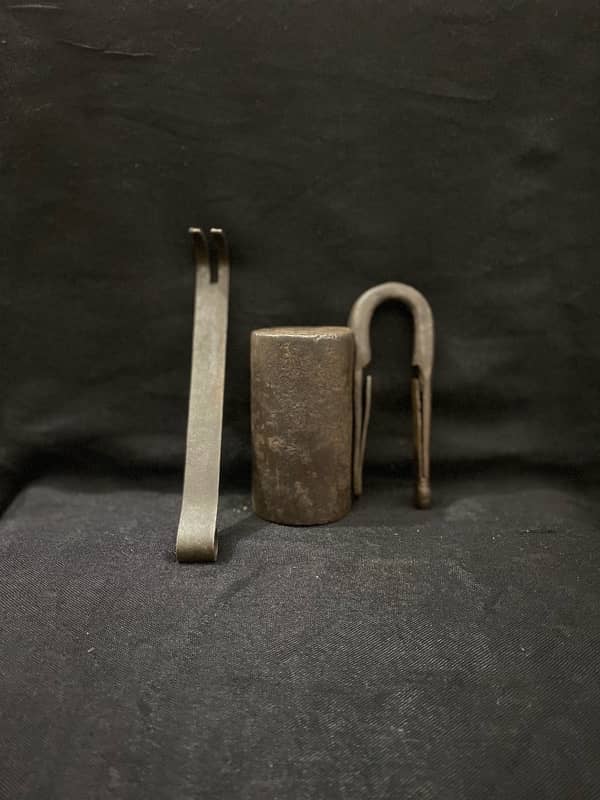 #vintage locks#vintage items#old coins#old locks#antique items #unique 16