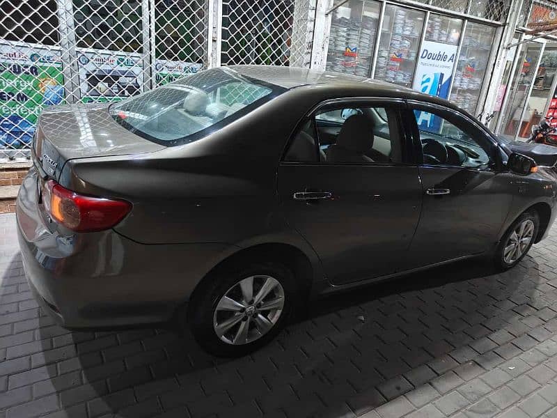 Toyota Corolla GLI 2014 CVTI Automatic 4