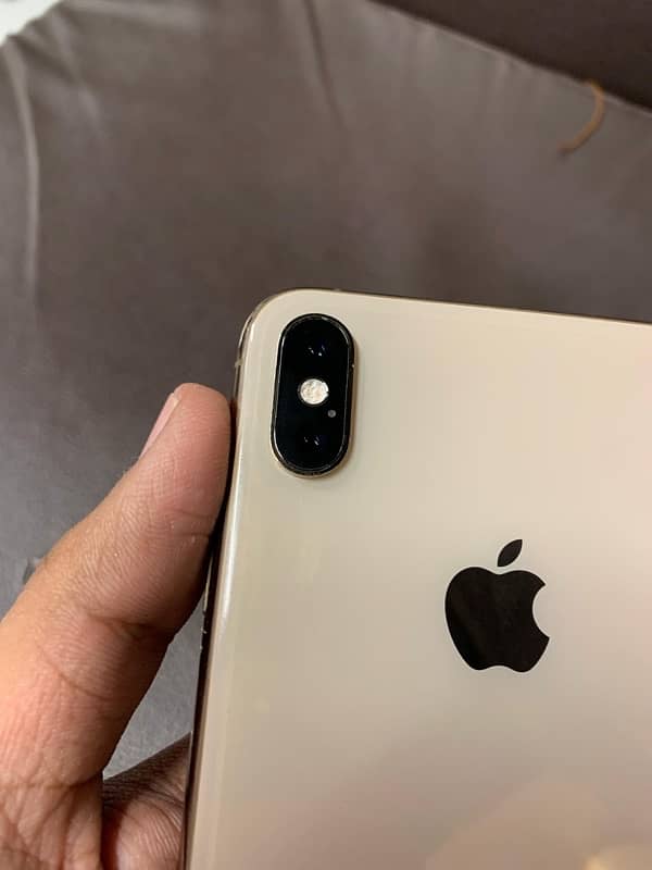 iPhone xs max 8